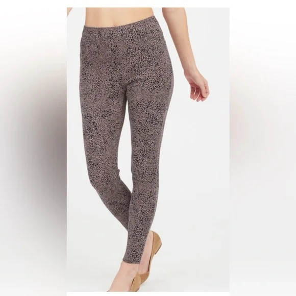 Spanx Ankle Jean-ish Leggings Desert Dot Gray Animal Print Women’s size Small - Picture 1 of 10